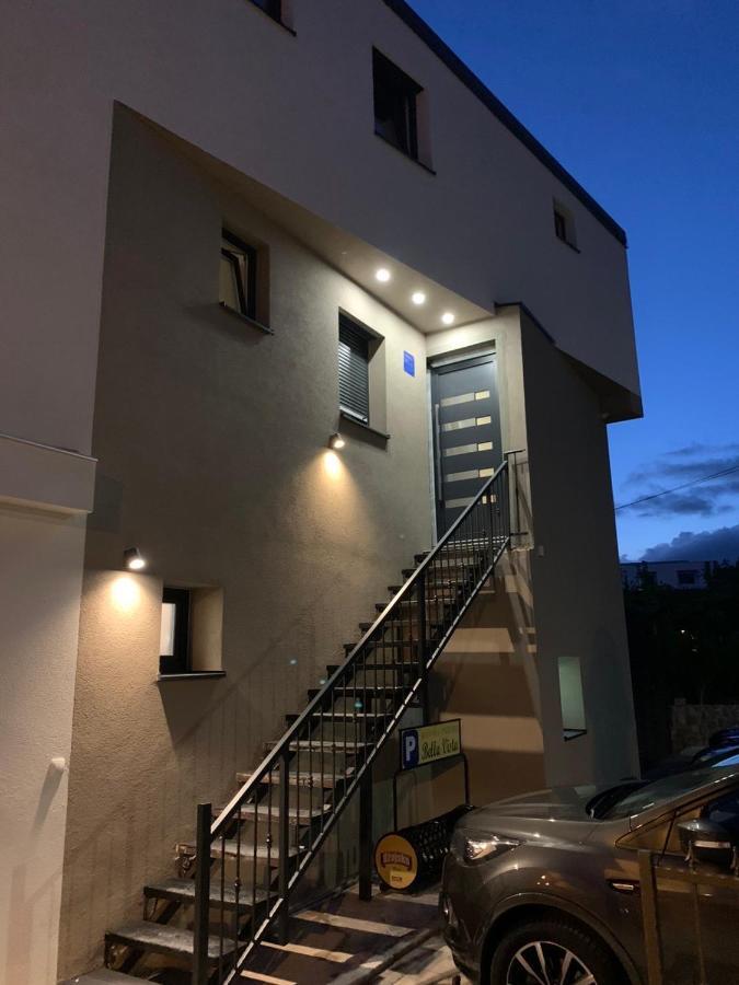 Apartmani Bella Vista Njivice Exterior foto