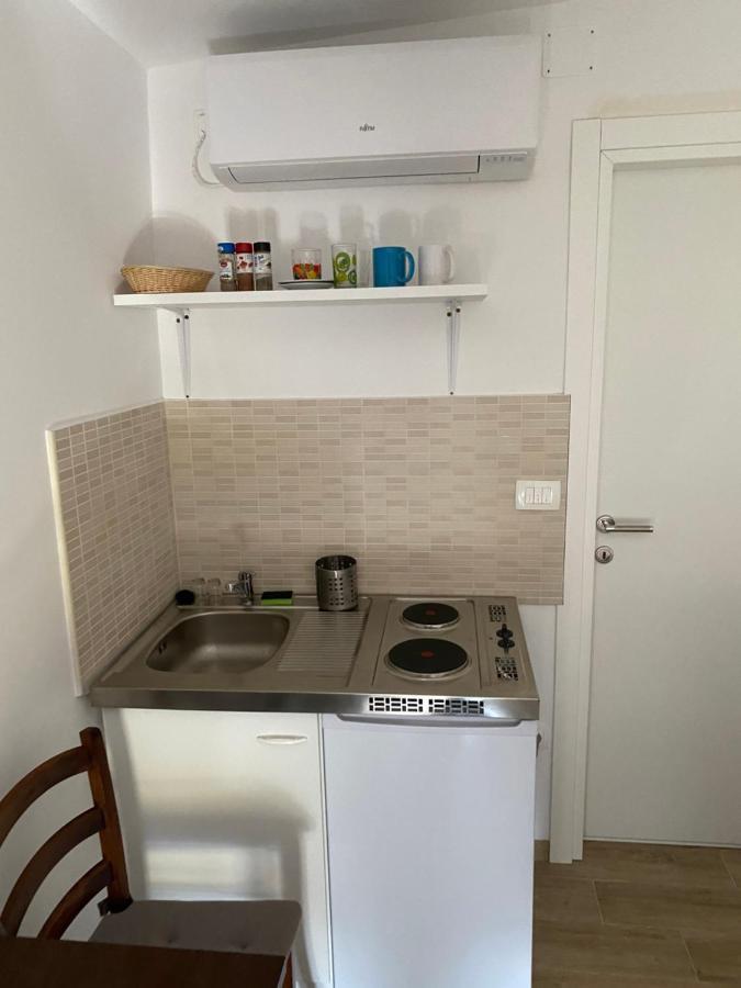 Apartmani Bella Vista Njivice Exterior foto